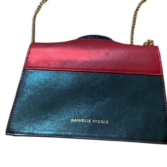 Danielle Nicole x Disney Mulan Crossbody Bag princess - Picture 7 of 7